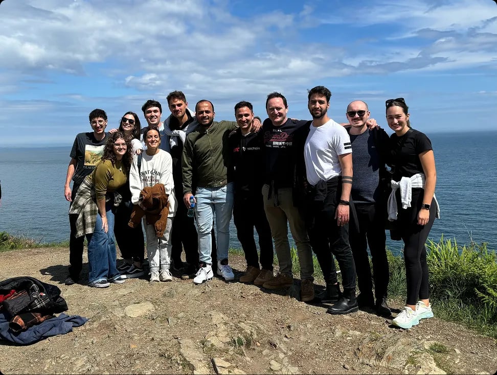 team image 01